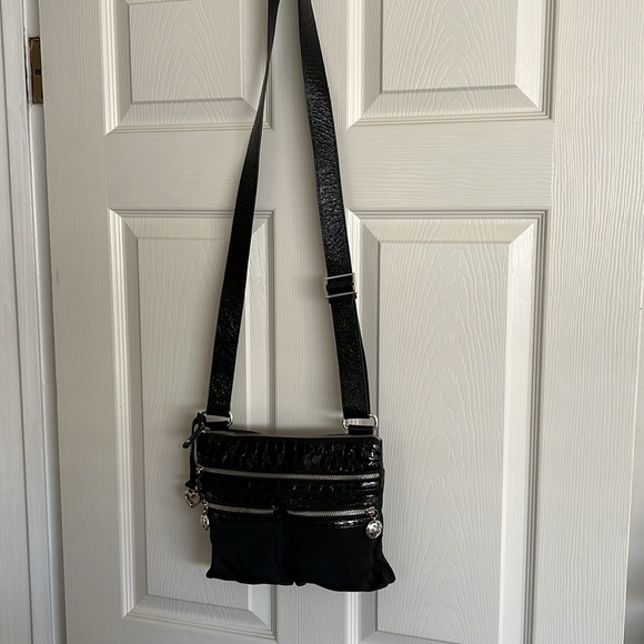 Brighton GoGo Crossbody Blk/Blk Croco - Picture 12 of 15